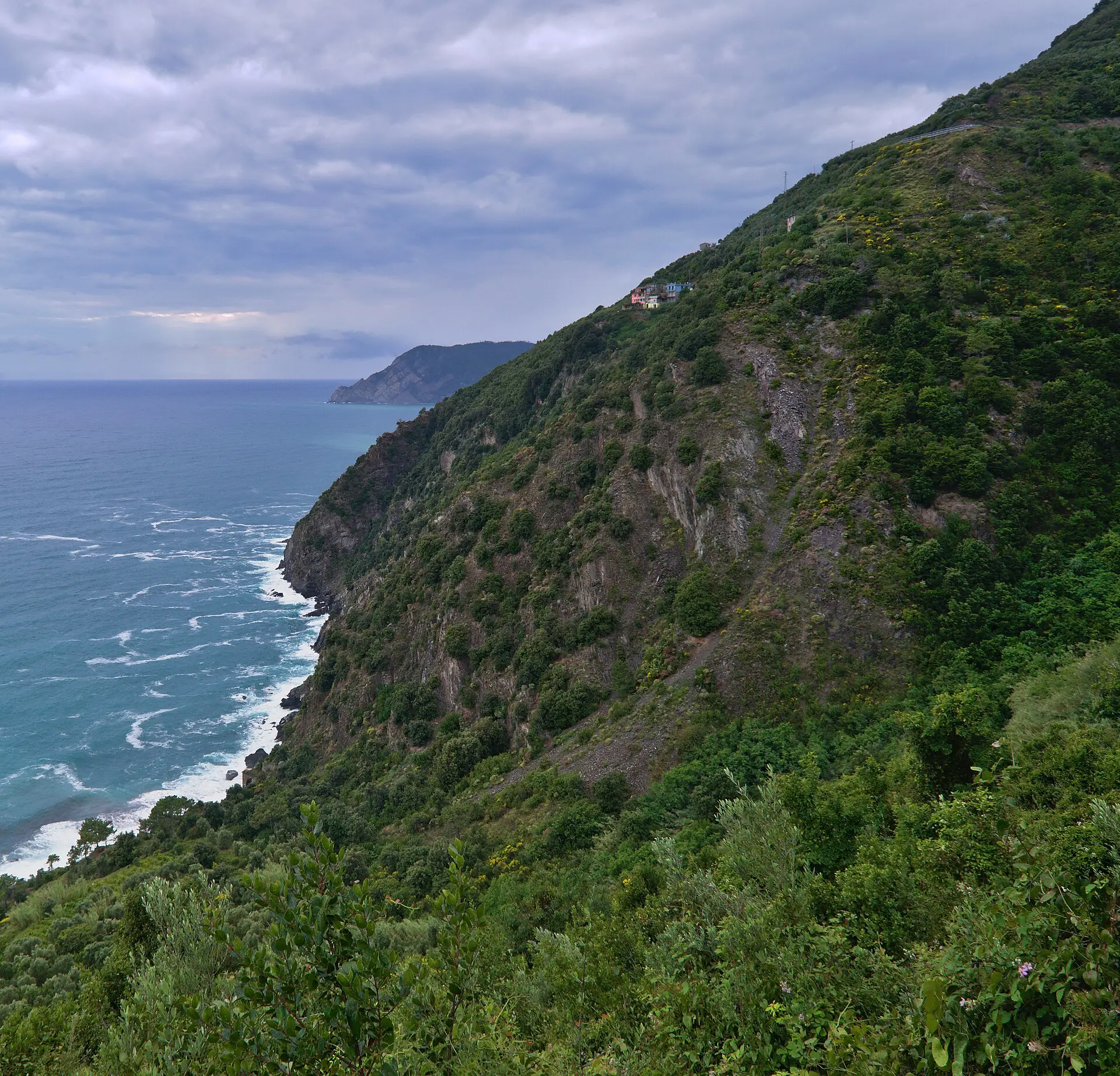 The Sentiero Azzurro — the Cinque Terre coastal trail clinging to the wild cliffs above the Ligurian Sea.